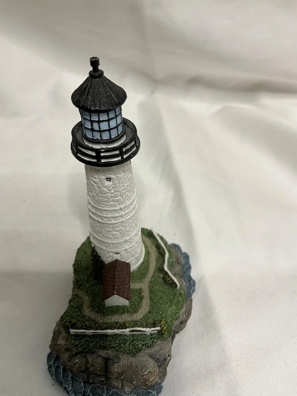 HARBOUR LIGHTS THIS LITTLE LIGHT OF MINE COLLECTION - BOSTON HARBOR - MA  LL107
